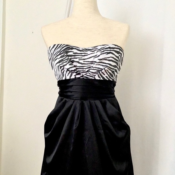 🌞3/$18🌞Sz 11 Teeze Me 80s strapless mini dress - Picture 1 of 5